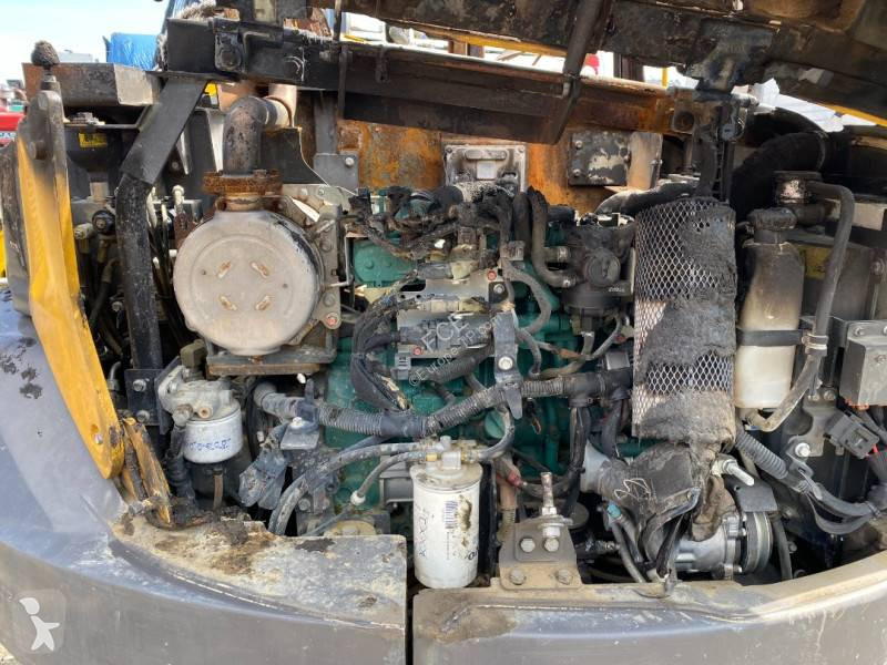 Rýpadlo Volvo ECR88D / 1er Main Certificat CE...