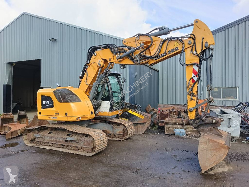 Excavator Liebherr R  excavator bagger + 6 buckets