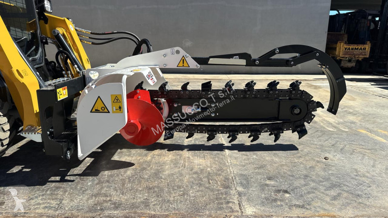 Skovl Gehl V230