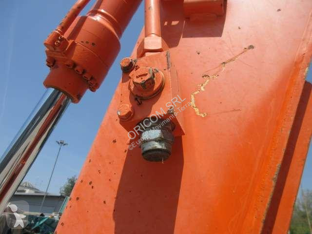 Lopatový nakládač Hitachi ZX135 US6