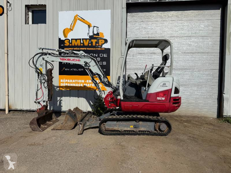 Koparka Takeuchi TB230