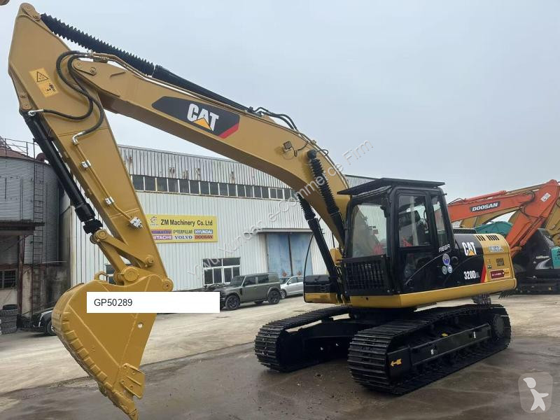 Escavatore Caterpillar 2L
