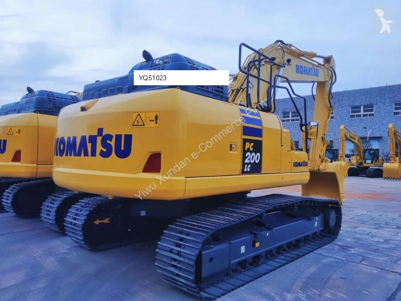 جرافة Komatsu 0-11
