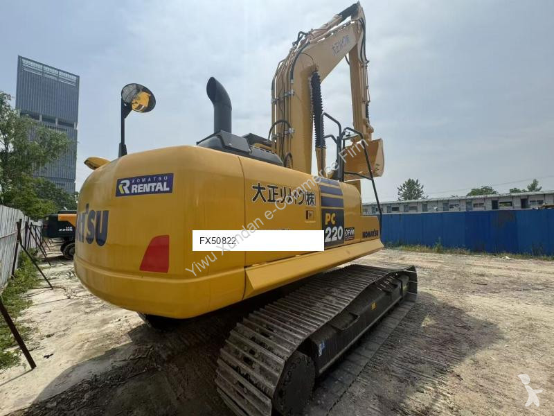 Rýpadlo Komatsu 8