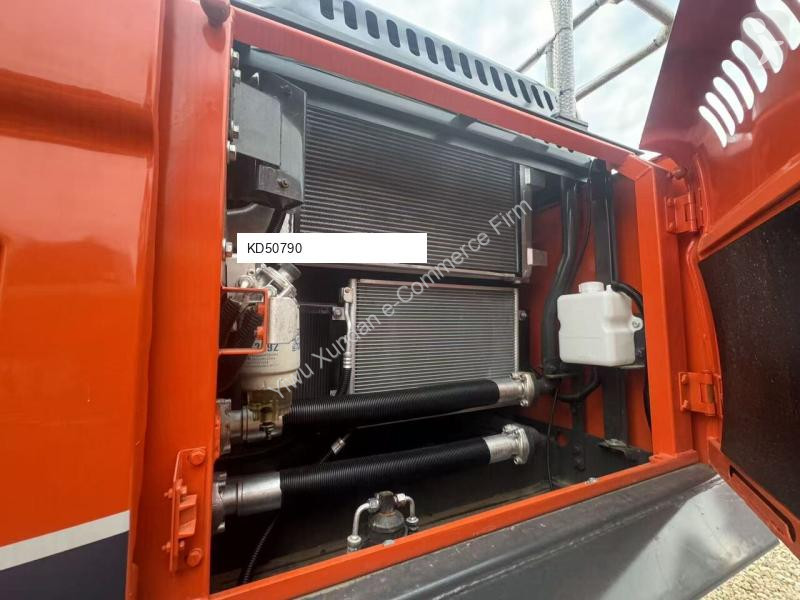 جرافة Doosan 9C