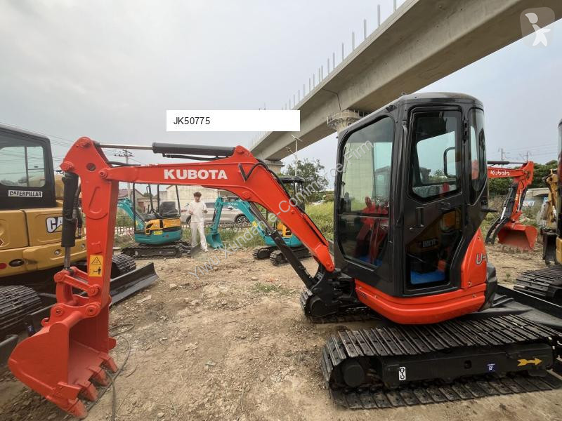 Rýpadlo Kubota U27
