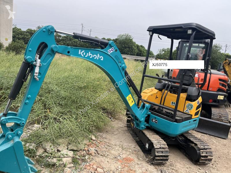جرافة Kubota U20
