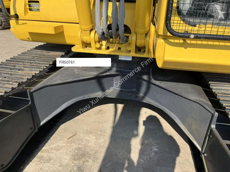 جرافة Komatsu