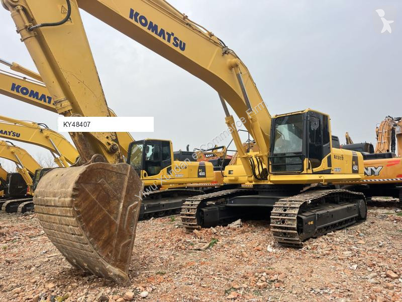 جرافة Komatsu 8