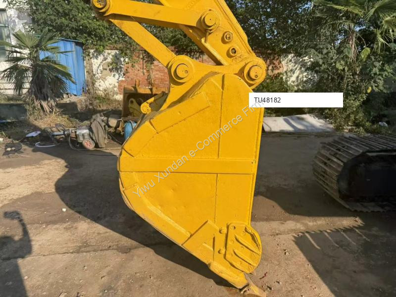 Rýpadlo Komatsu