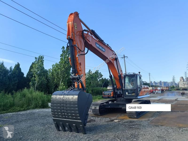 Lopatový nakládač Develon DX360LCA-7B