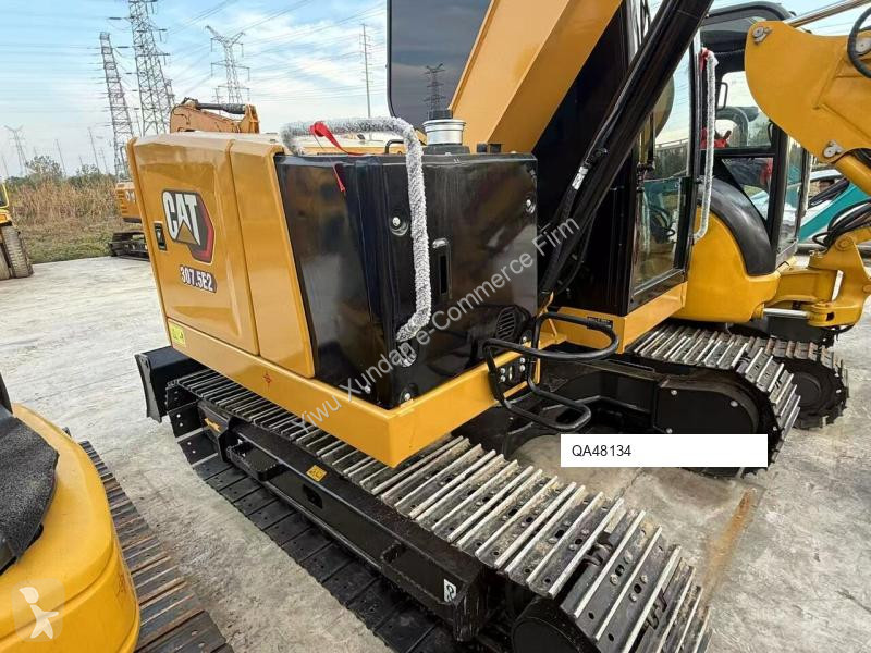 جرافة Caterpillar 3075E2