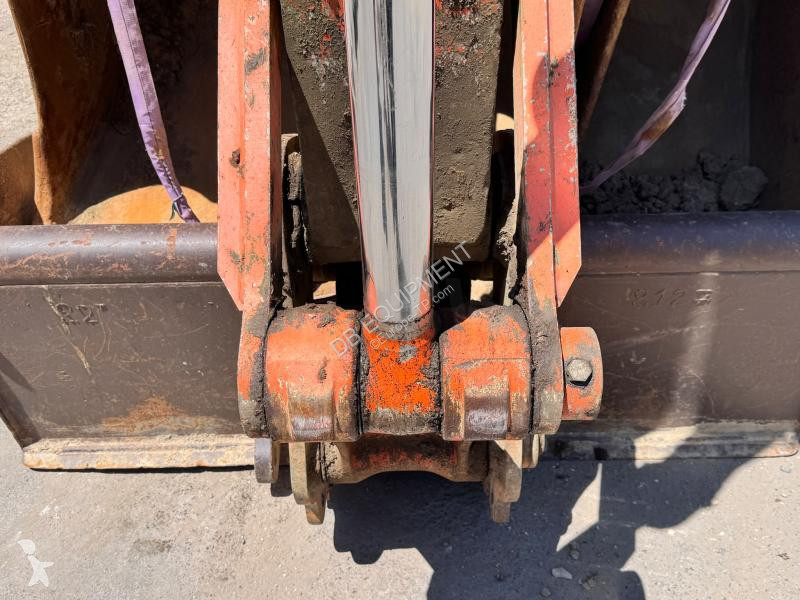 Escavatore Hitachi 3 Pelle sur chenilles 22T