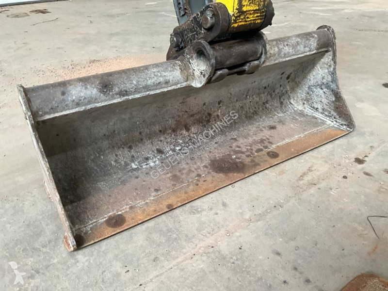 جرافة Wacker Neuson EZ 36
