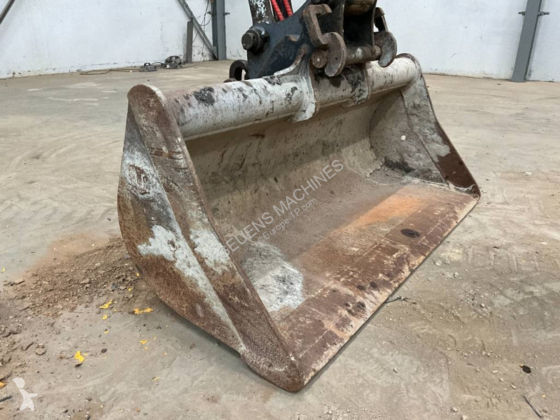 Rýpadlo Takeuchi TB 285