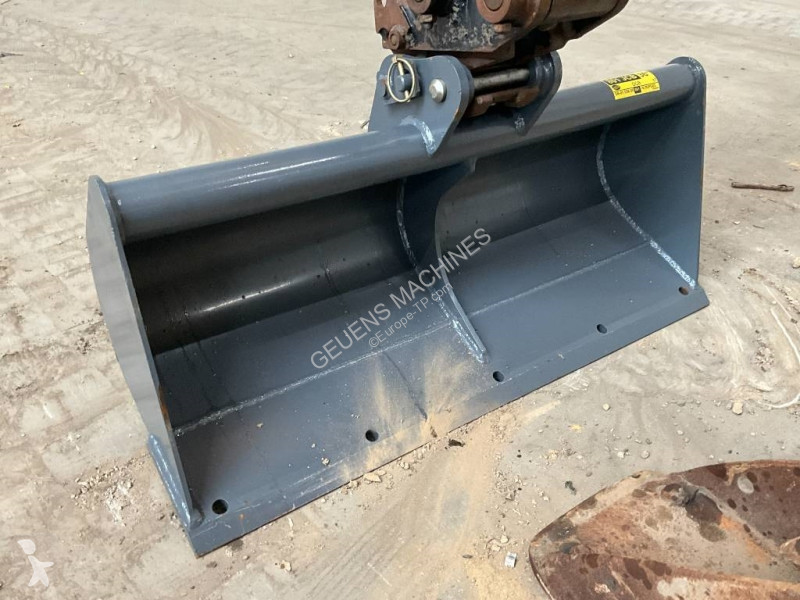 جرافة JCB 16 C-1
