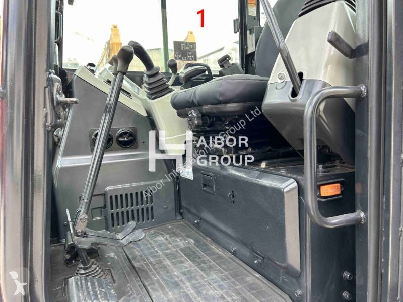 Lopatový nakládač Yanmar