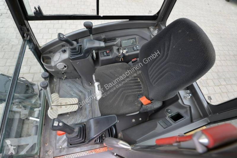 جرافة Volvo ECR D