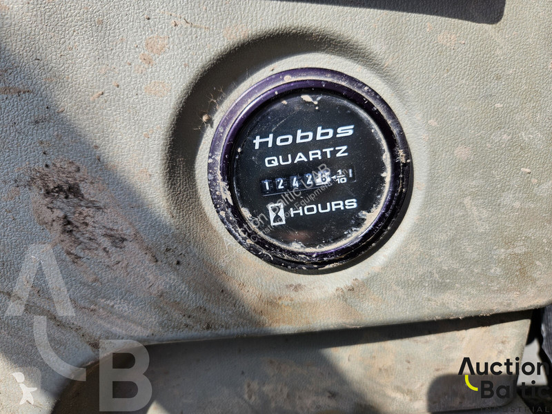 Экскаватор Hyundai Robex LC7