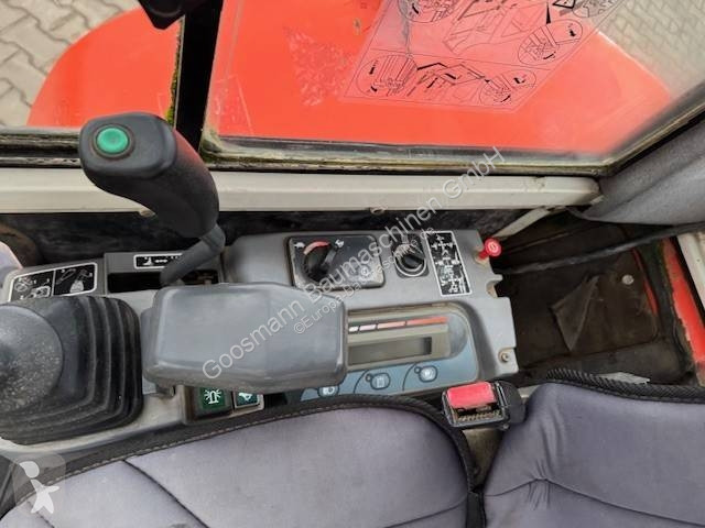 جرافة Kubota 1013