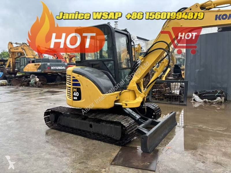 Lopatový nakládač Komatsu