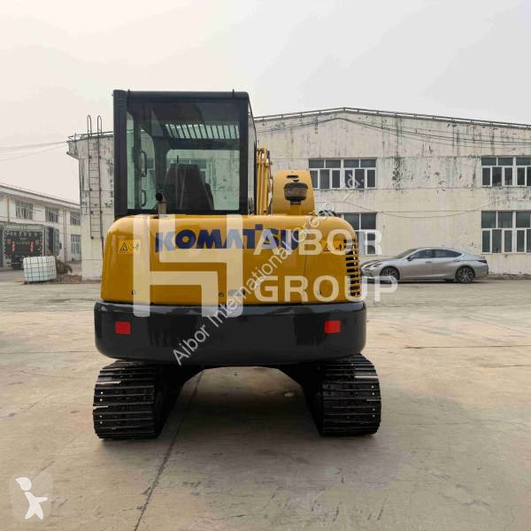Lopatový nakládač Komatsu