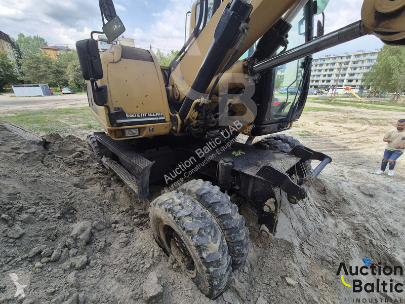 Excavator Caterpillar