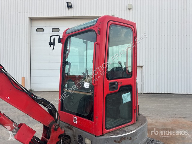 Lopatový nakládač Bobcat  E26 EM