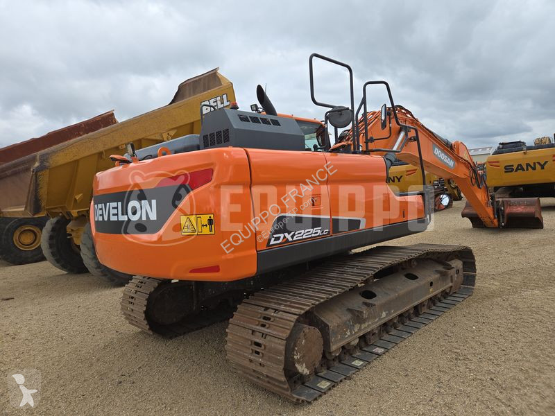 جرافة Doosan 5