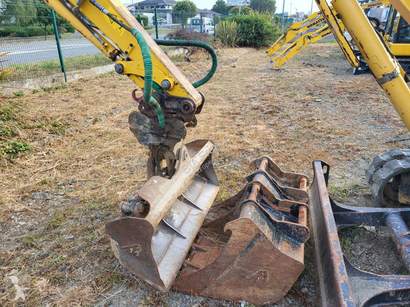 Lopatový nakládač Komatsu PC55MR-5