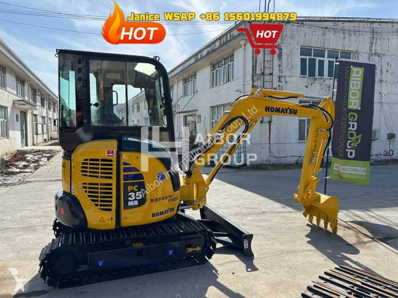 Lopatový nakládač Komatsu
