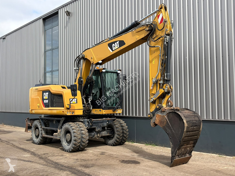 جرافة Caterpillar F