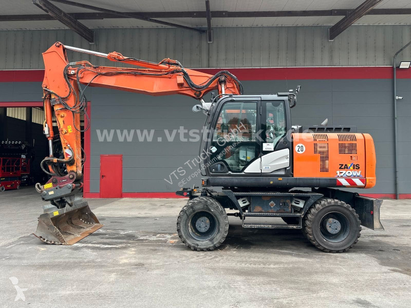 Skovl Hitachi 170W-6 Mobilbagger, BJ 2017