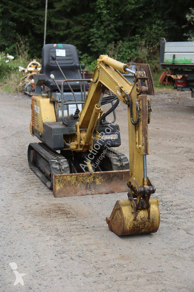 Rýpadlo Komatsu PC03