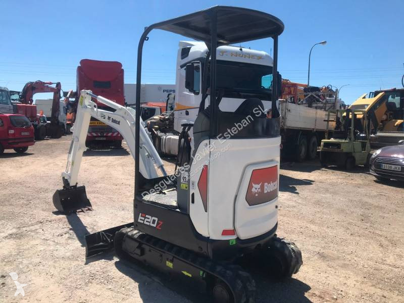 جرافة Bobcat E20Z