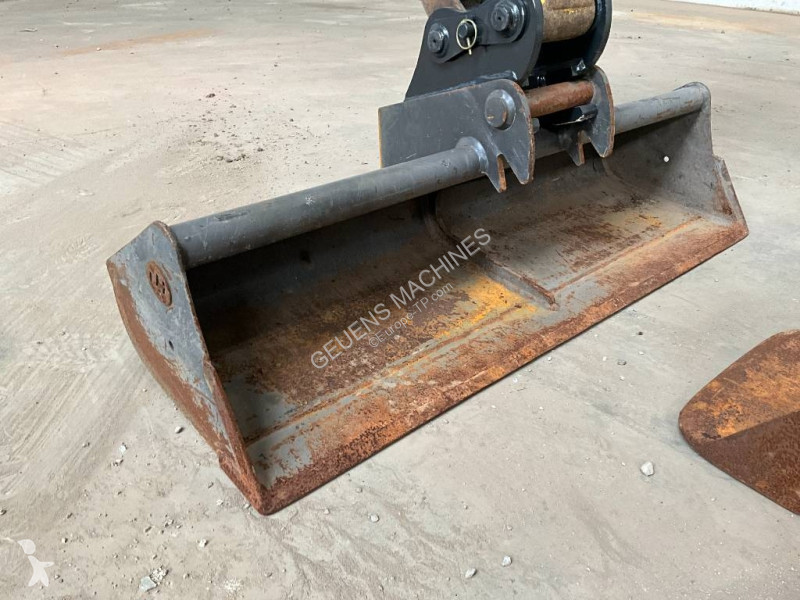 جرافة Neuson ET 20