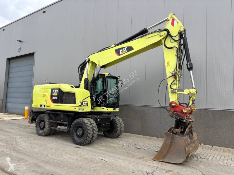 جرافة Caterpillar M 320 F