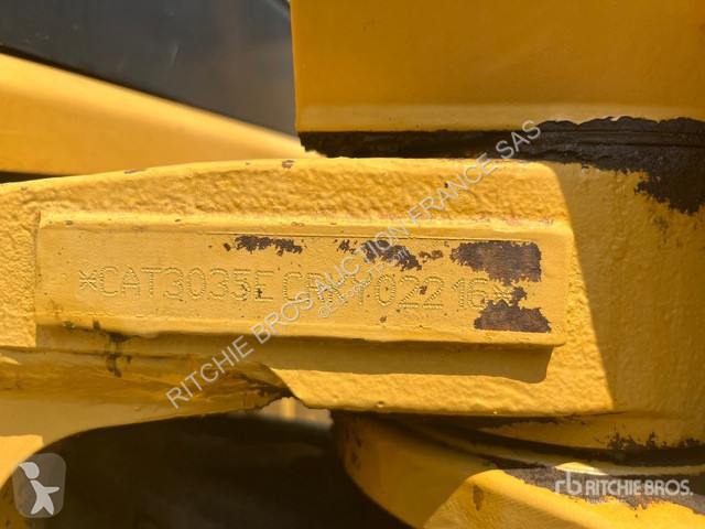 Excavator Caterpillar 3035E