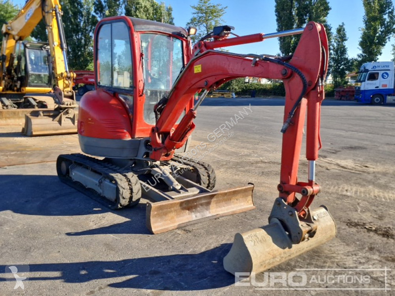 Lopatový nakládač JCB