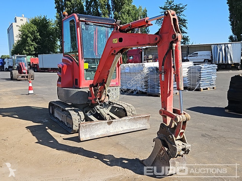 Экскаватор Volvo ECR25D