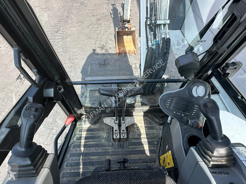 جرافة Bobcat E34
