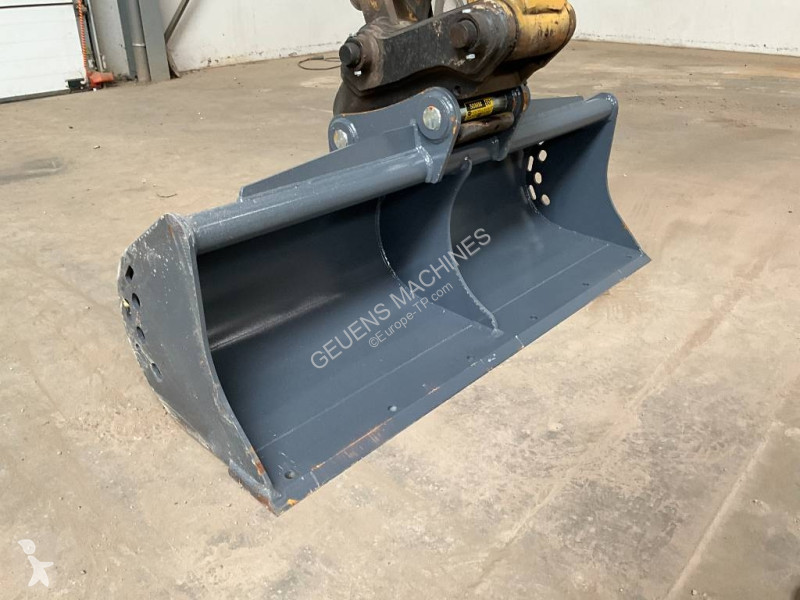جرافة Caterpillar CR
