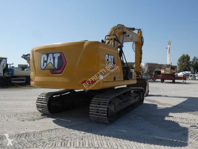 Lopatový nakládač Caterpillar 330
