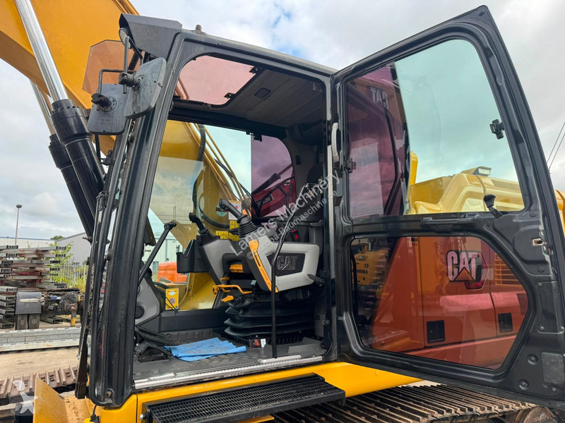 Lopatový nakládač Caterpillar NG 07B .