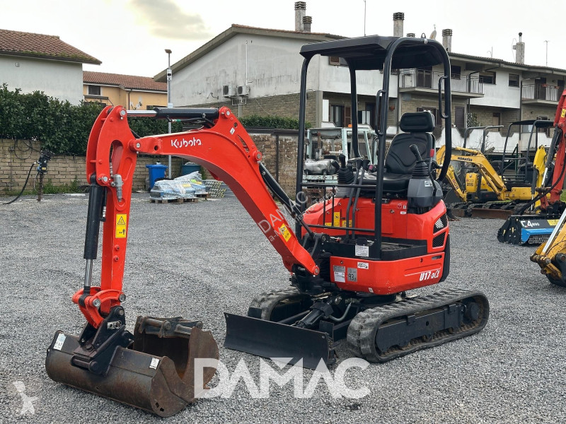 جرافة Kubota U17-3a
