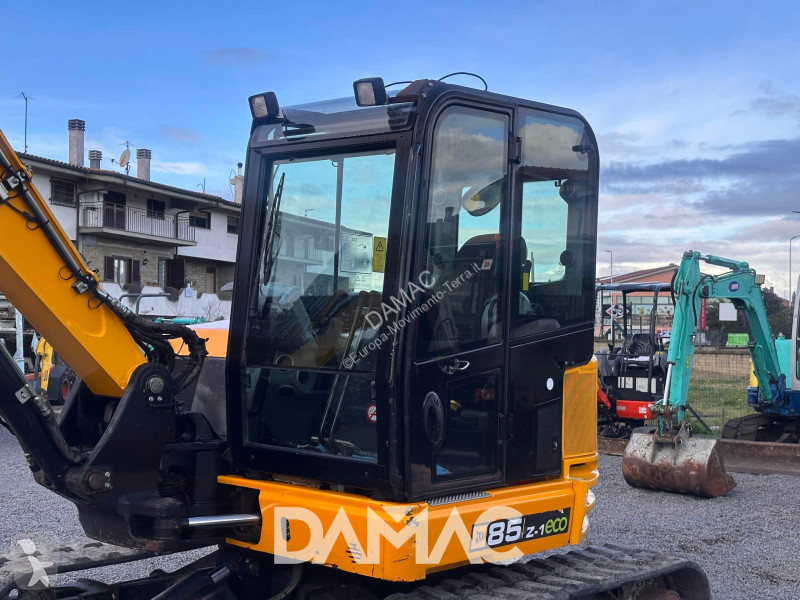 Escavatore JCB 85Z-1