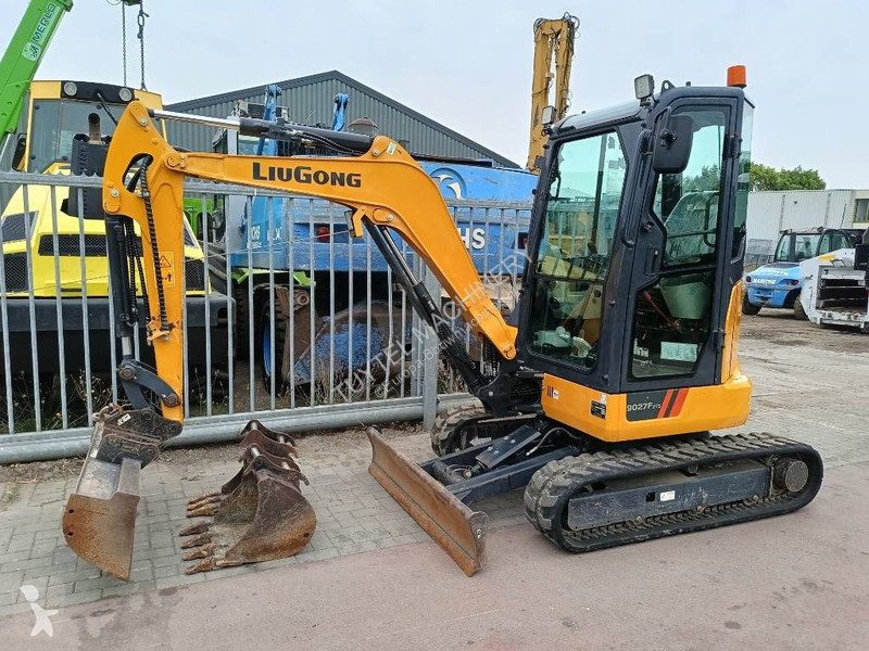 Pelle LiuGong 9027 FZTS 2,7 ton rups...