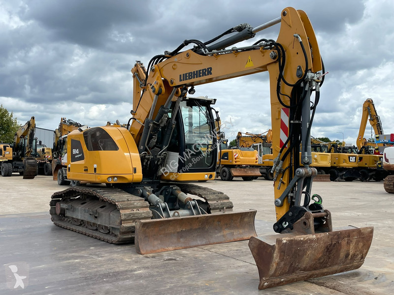 جرافة Liebherr R914 Compact