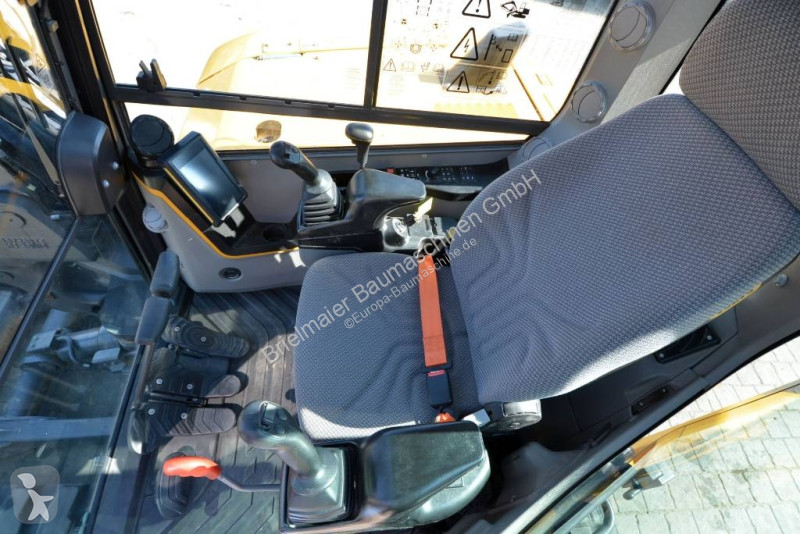 Rýpadlo Volvo Pro Verstellausleger