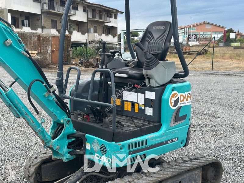 جرافة Kobelco